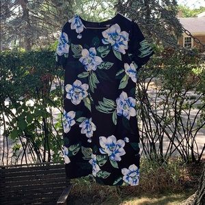 Banana Republic floral shift dress